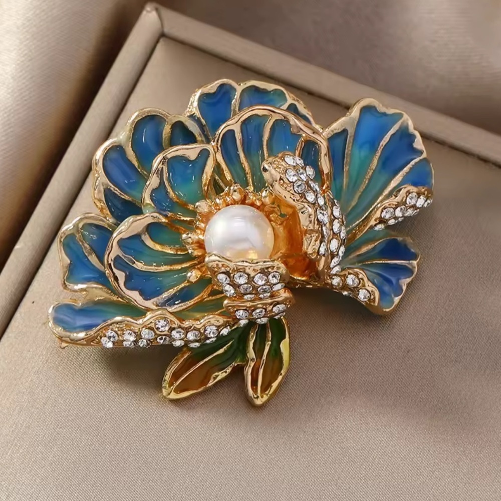 Blue Lotus Floral Pearl Brooch